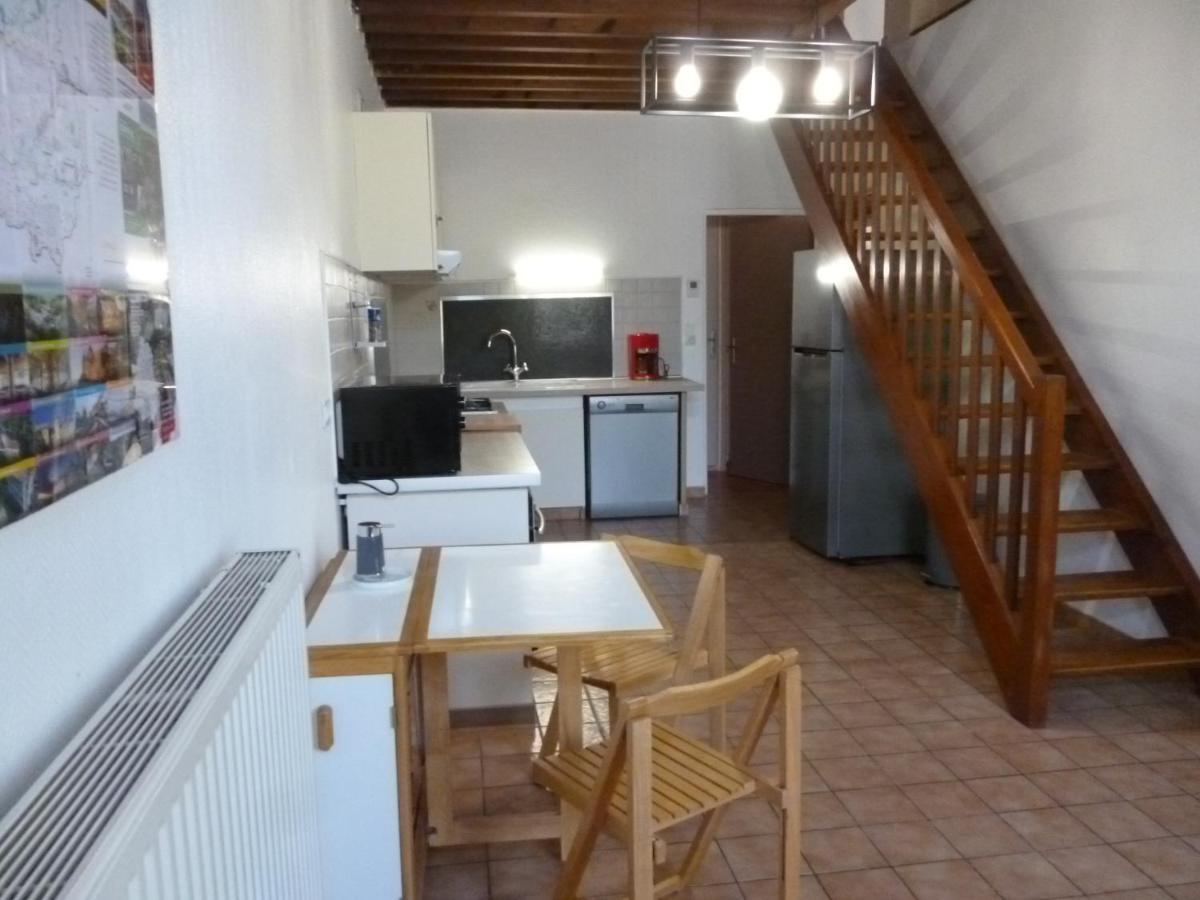 Home Vacances 4 Etoiles Par Cdt Dordogne Le Pizou Exterior photo