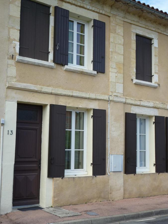Home Vacances 4 Etoiles Par Cdt Dordogne Le Pizou Exterior photo